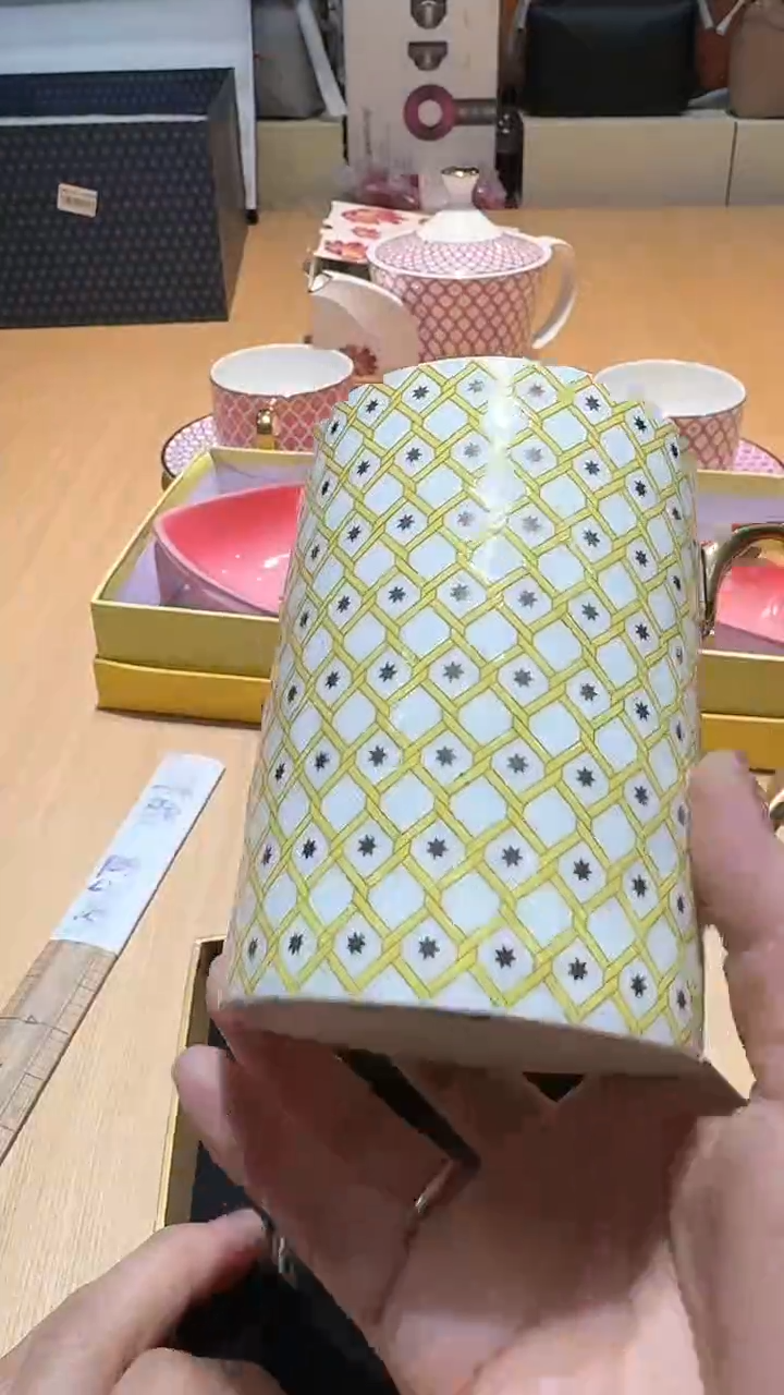 【闪购商品】瓷片锅碗瓢盆一件不剩