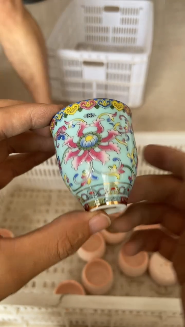 无运费险有瑕疵的摄影的产品有使用过的痕迹有点脏介意勿拍