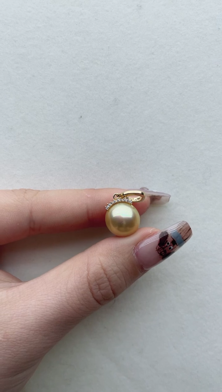 【闪购商品】银S925镶嵌海水珍珠吊坠36