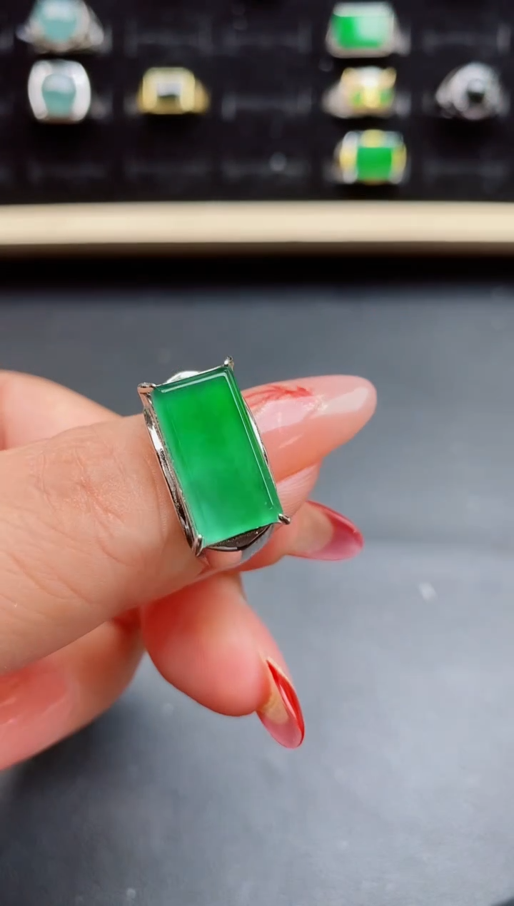 【闪购商品】翡翠戒指银S925镶嵌50805850