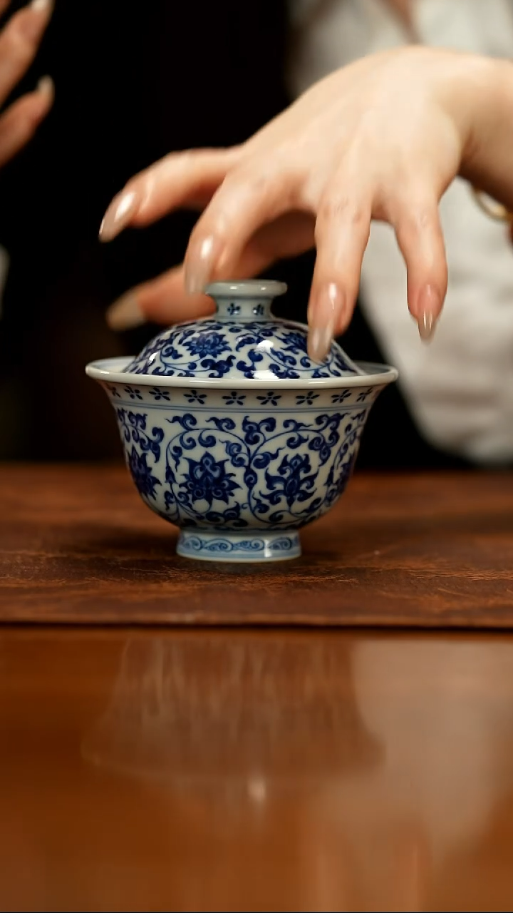 【闪购商品】瓷片春生              