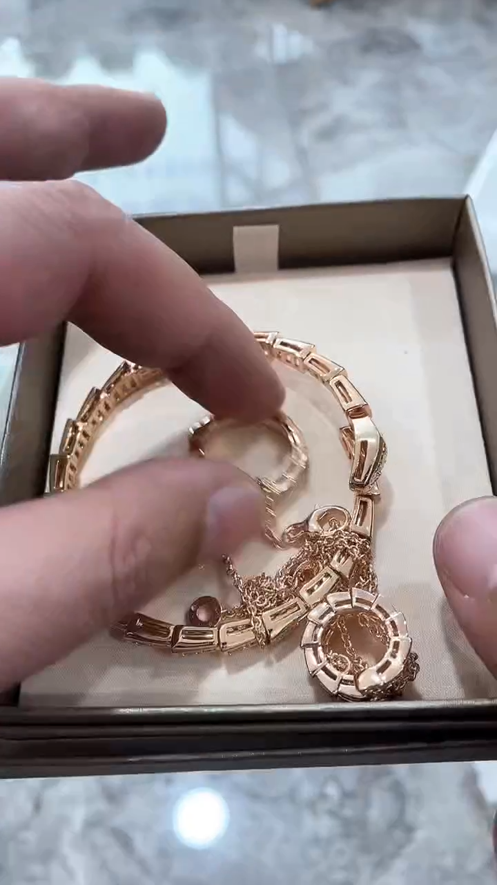 【闪购商品】瓷片新永华世家大姐夫家206