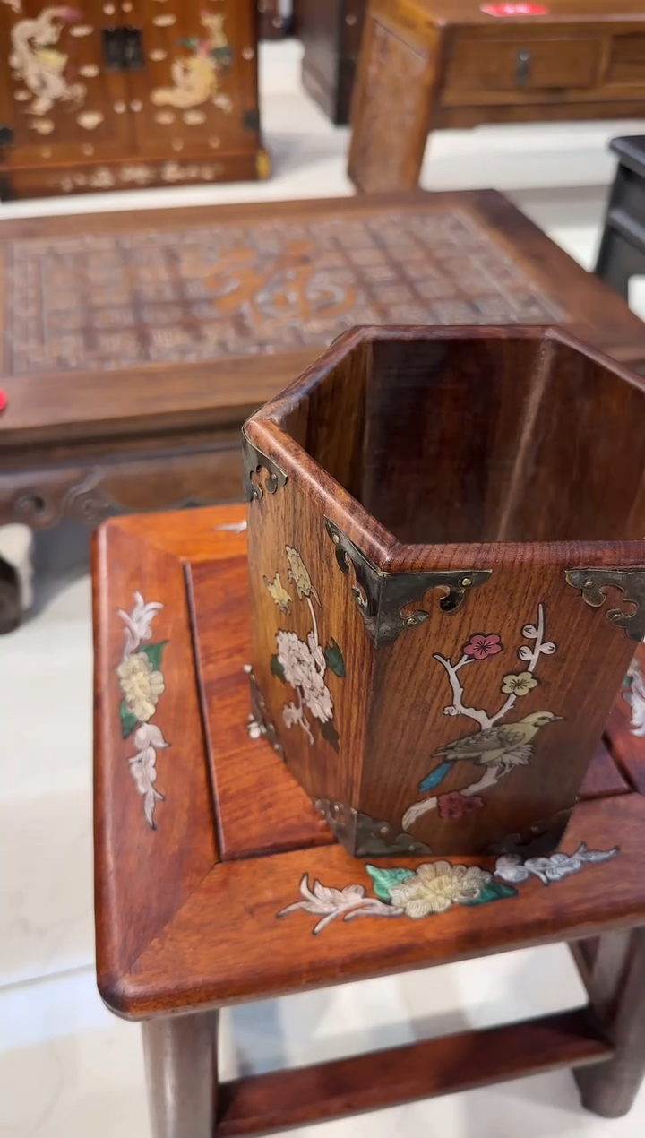 【闪购商品】木木艺喜上眉梢黄笔筒168.8888