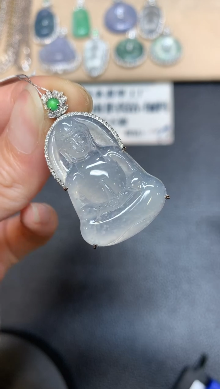 【闪购商品】翡翠吊坠(不含链)18K金镶嵌观音【无服务费