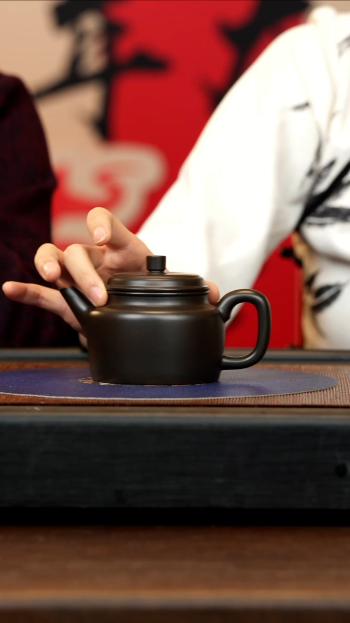 【闪购商品】紫砂茶壶LHQ 墨绿 德钟 210cc