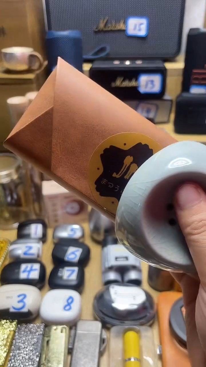 瓷片闪购商品 如图所示