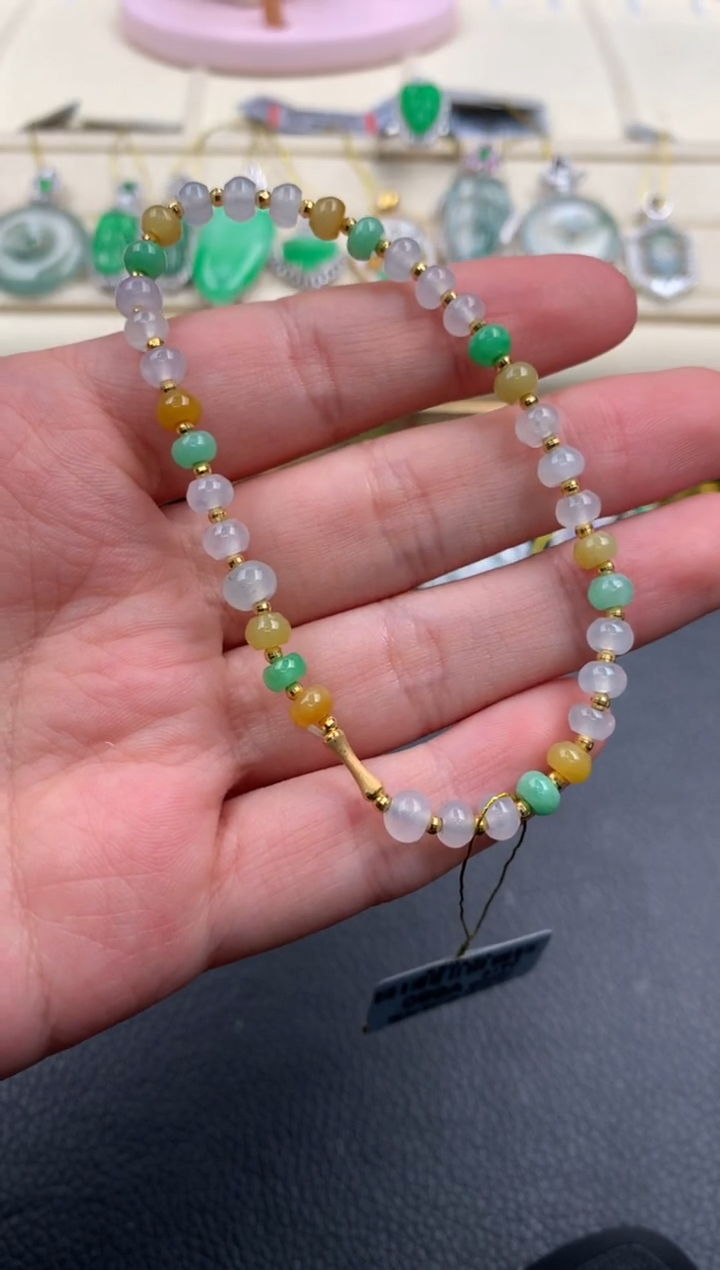 【闪购商品】翡翠颈饰18K金镶嵌A845