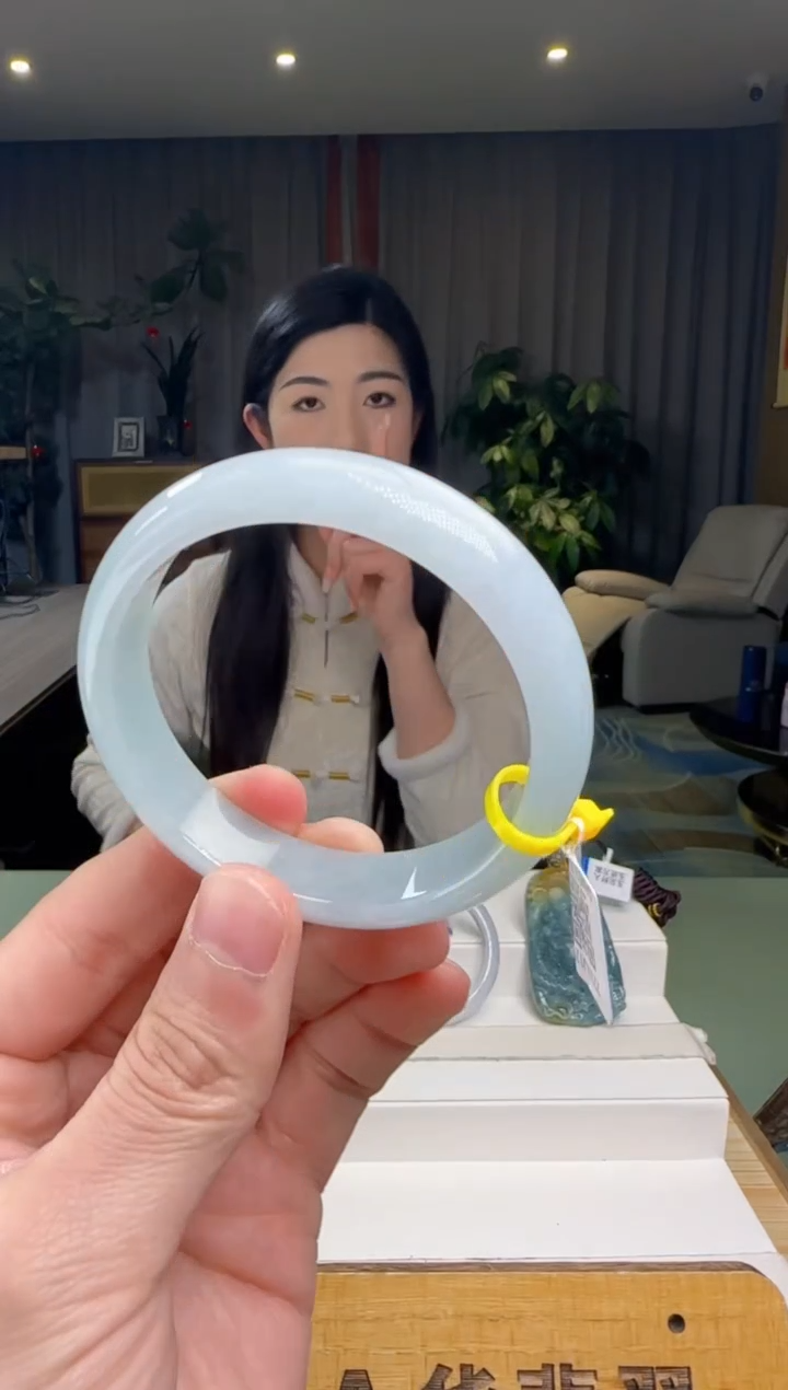 【闪购商品】翡翠手镯未镶嵌DY@@960Q3J14245