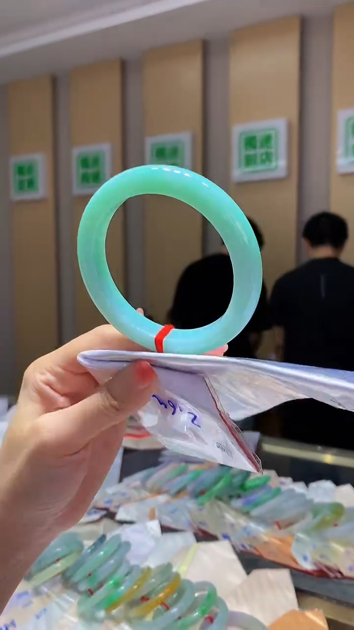 未镶嵌手镯翡翠-QQ59 圈口60.8