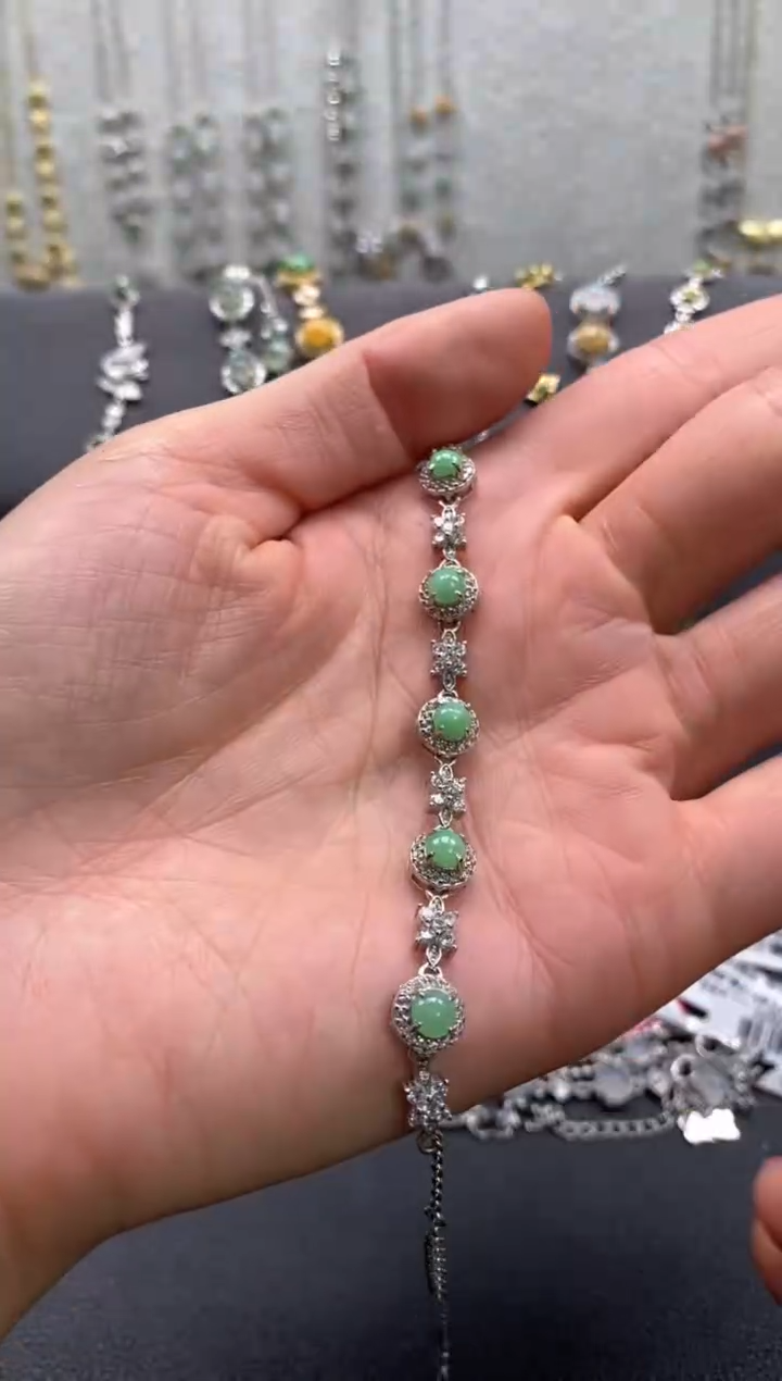 【闪购商品】翡翠戒指银S925镶嵌22222222     3