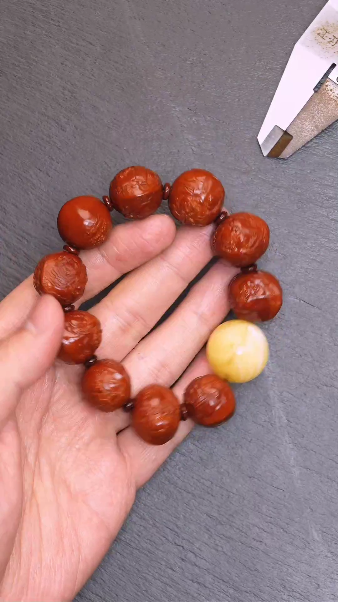 【闪购商品】橄榄核吊坠六春十八罗汉