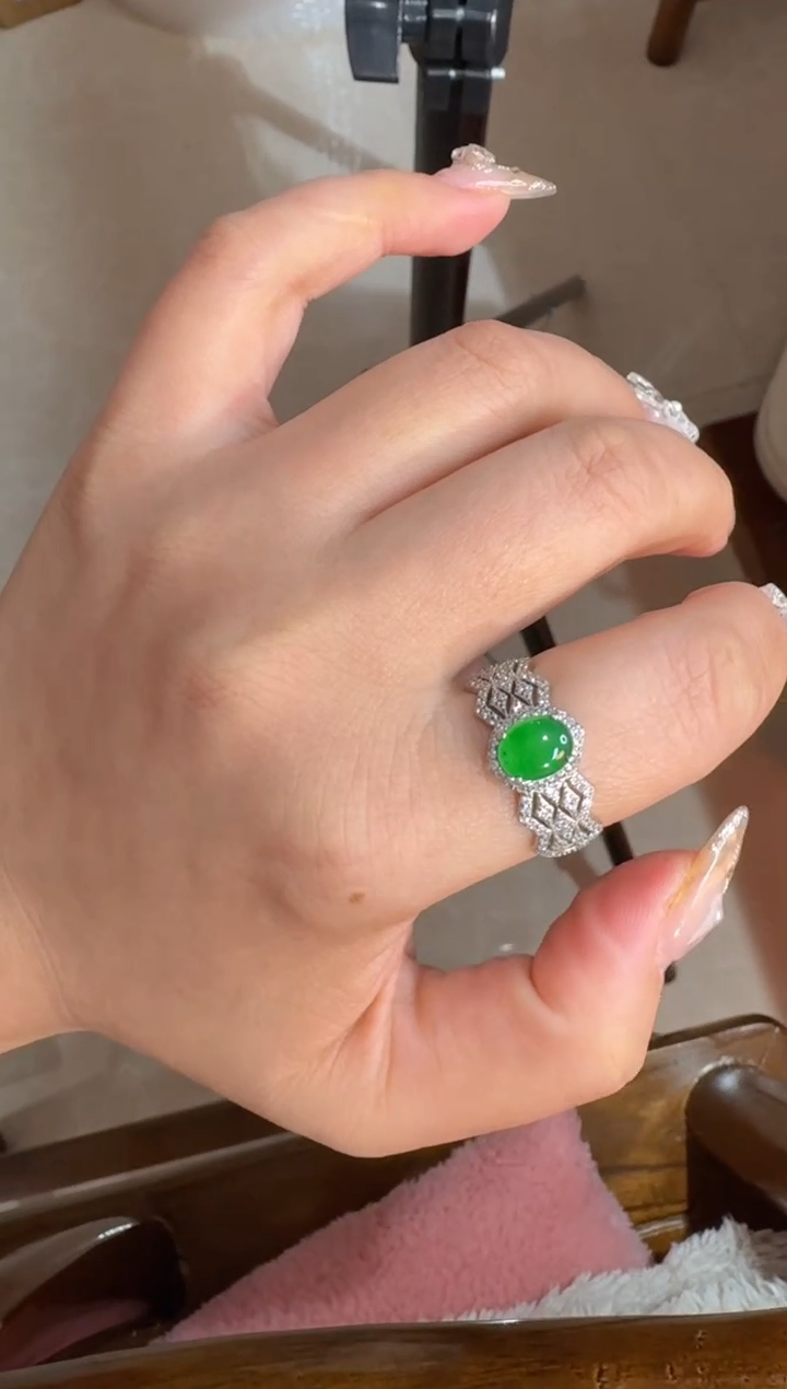 【闪购商品】翡翠戒指银S925镶嵌天然A货翡翠戒指