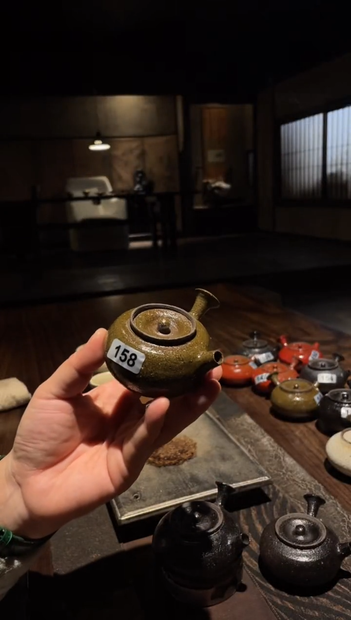 【闪购商品】0侧把壶............158