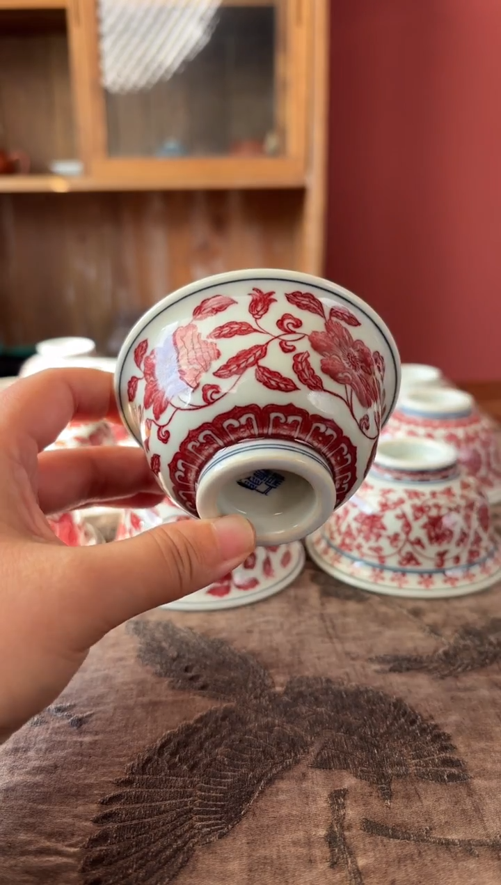 釉里红蔷薇压手杯随机发货