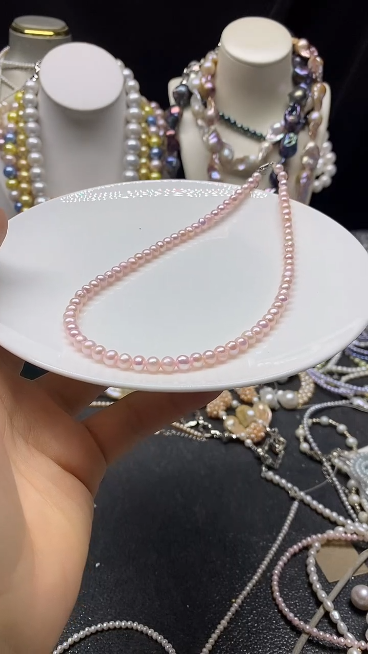 颈饰未镶嵌淡水珍珠多人