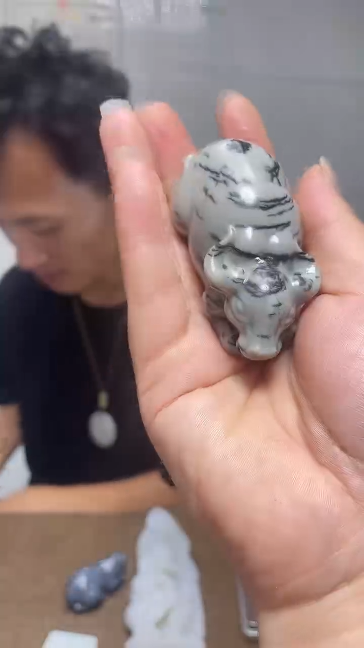 和田玉未镶嵌把件1