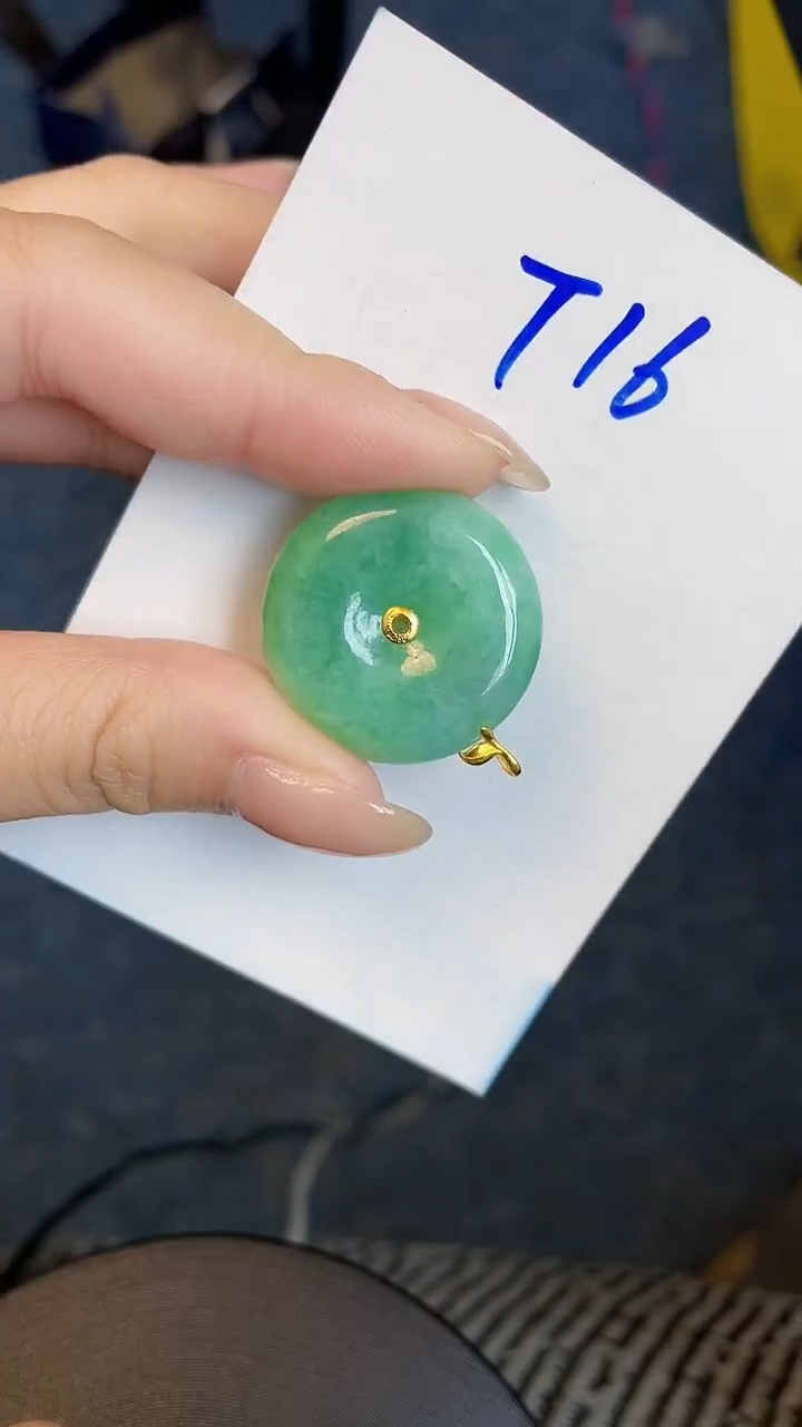 【闪购商品】翡翠颈饰18K金镶嵌00000000