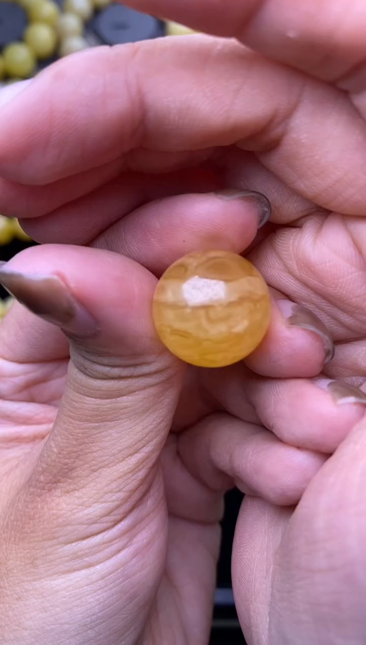 裸石琥珀未镶嵌大小姐珠宝30