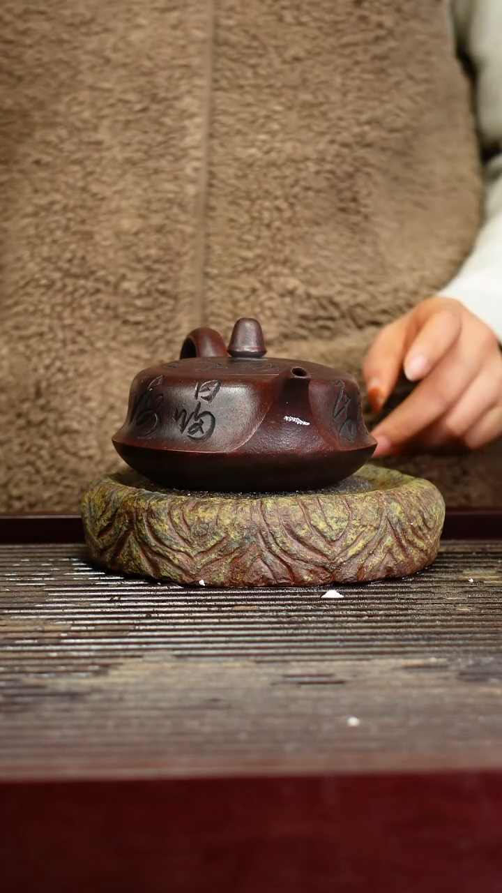 宜兴原矿紫砂壶茶壶宜兴原矿紫砂壶茶壶260C