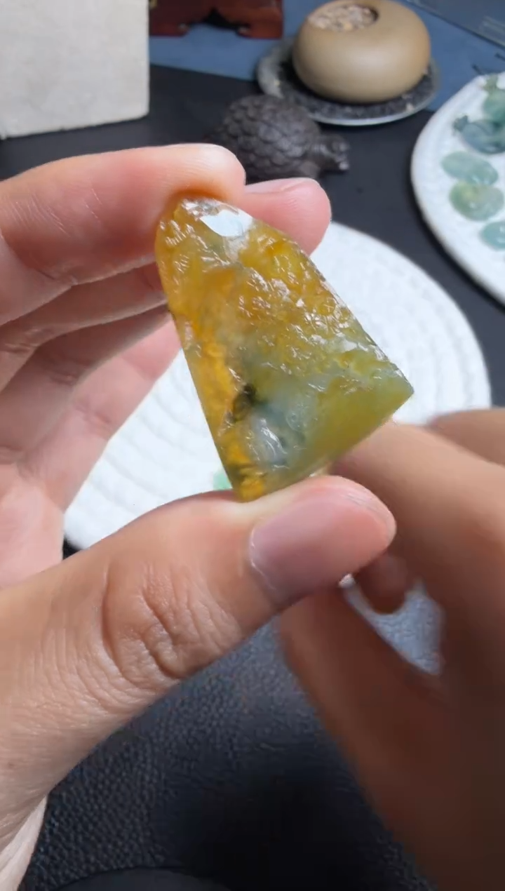 未镶嵌定制翡翠山水