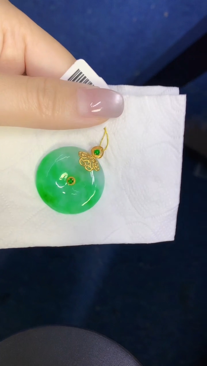 颈饰18K金镶嵌翡翠缅甸天然翡翠A货