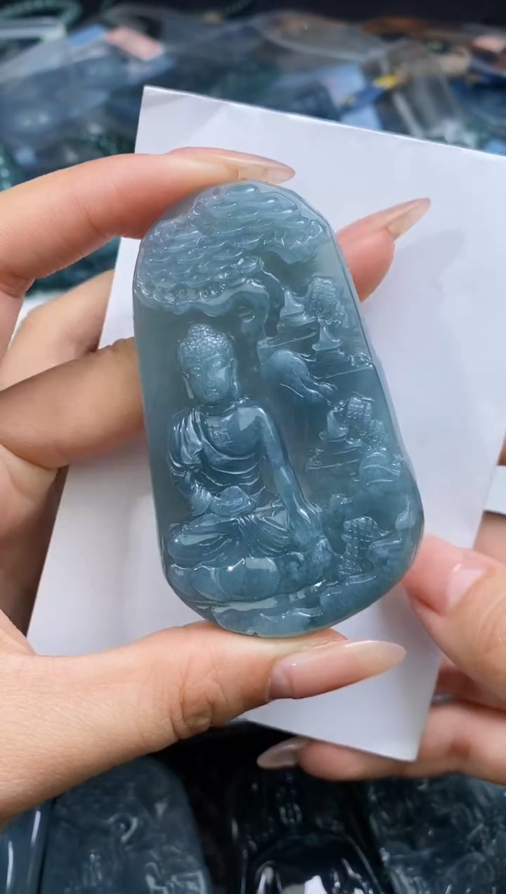 【闪购商品】翡翠颈饰未镶嵌             