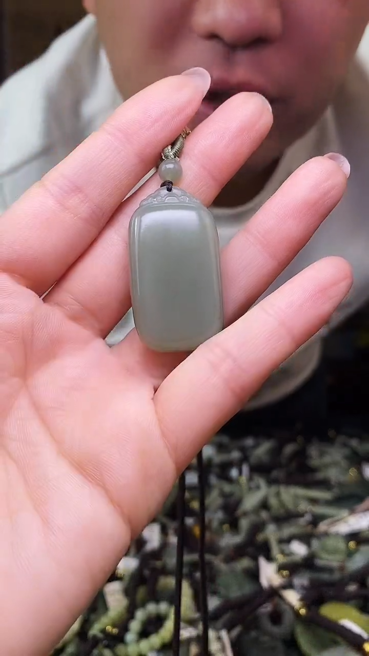 颈饰未镶嵌和田玉多样性发货，拍一发一