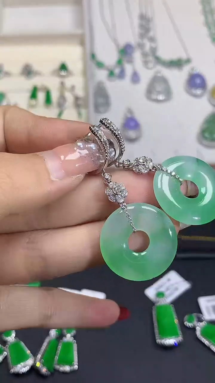 【闪购商品】翡翠18K金镶嵌耳饰AQ-4191