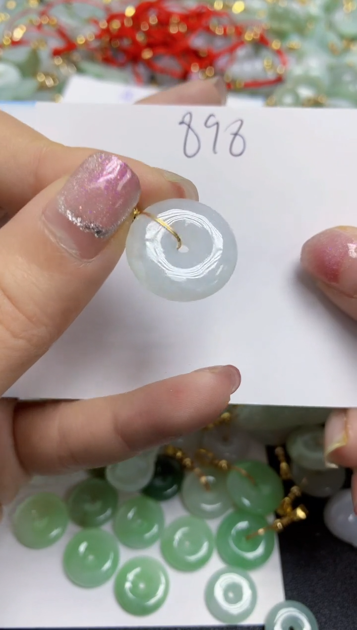 【闪购商品】翡翠颈饰合金天然翡翠A货