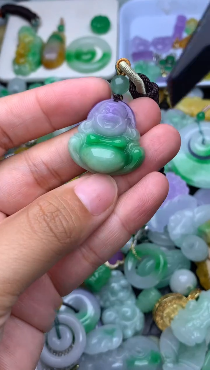 颈饰未镶嵌翡翠天然缅甸翡翠吊坠