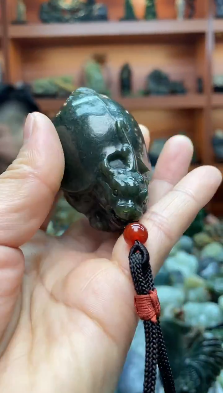 未镶嵌和田玉把件1