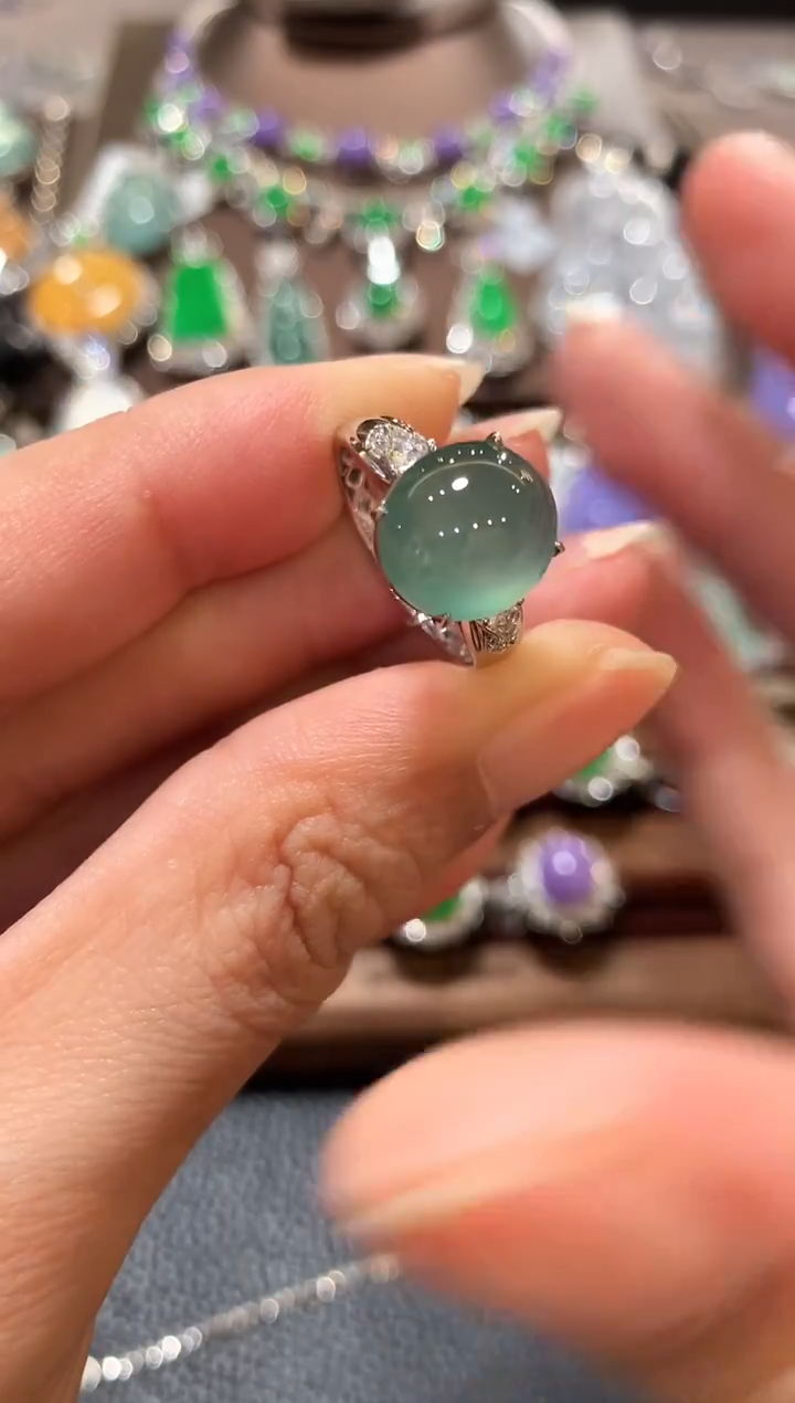 18K金镶嵌戒指翡翠m37   