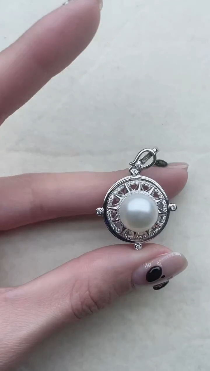 【闪购商品】海水珍珠吊坠银S925镶嵌81