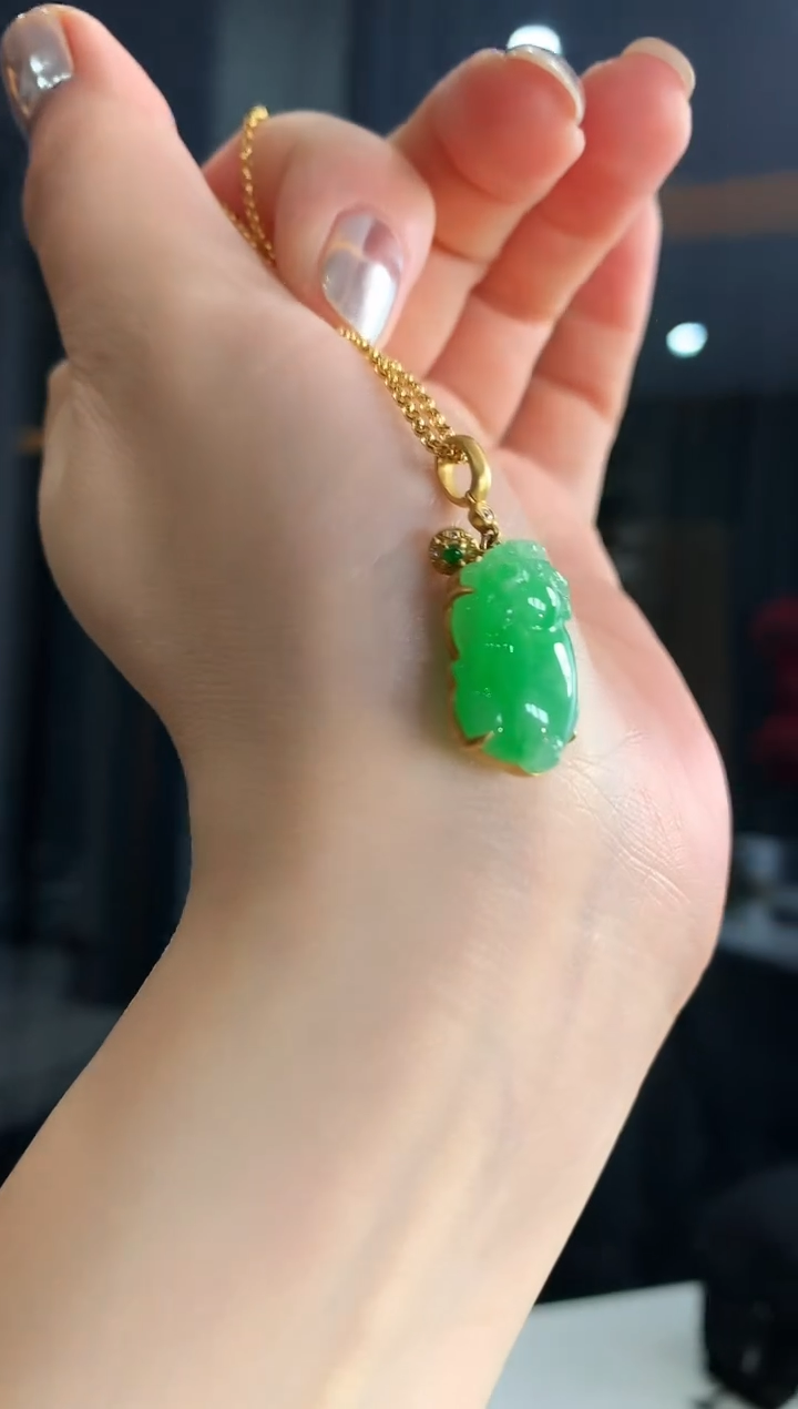 【闪购商品】翡翠吊坠(不含链)18K金镶嵌吊坠