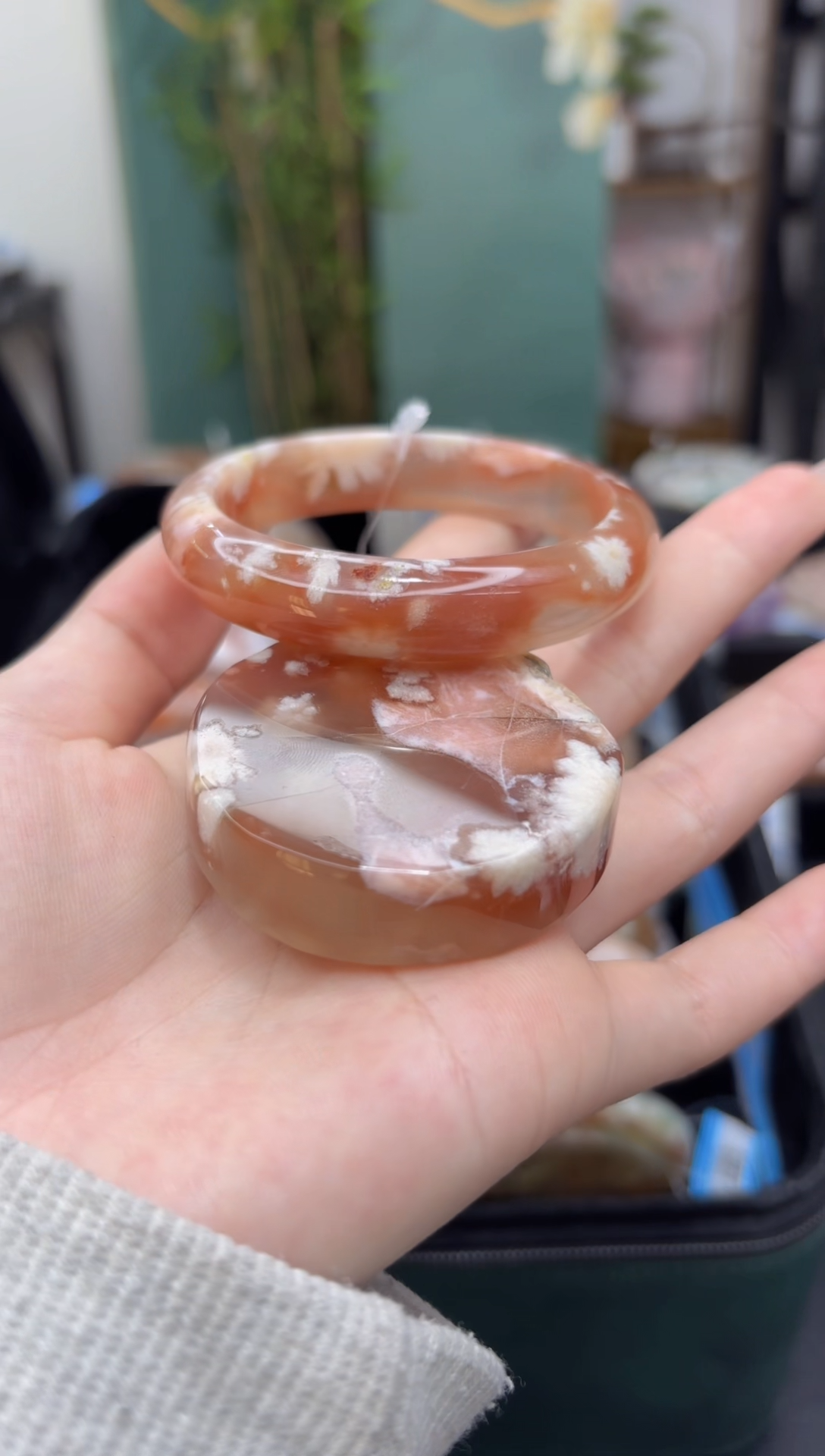 石英质玉未镶嵌手镯A776(54圈赠送镯心)