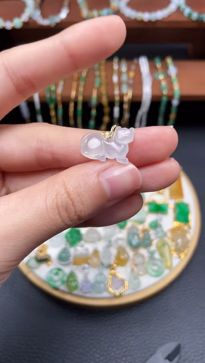 【闪购商品】翡翠吊坠(不含链)18K金镶嵌一个   JK163