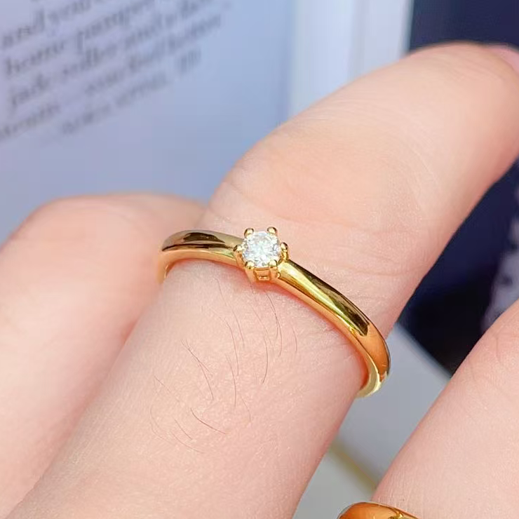 爱一【菲菲】足金999 六爪点钻戒指