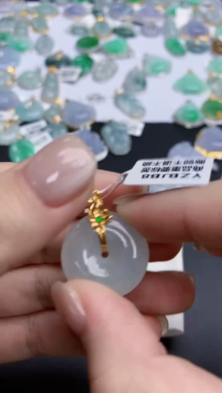 【闪购商品】翡翠颈饰18K金镶嵌天然缅甸翡翠A货