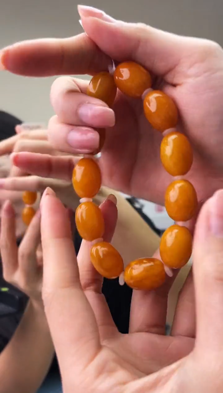 琥珀未镶嵌珠宝奇石T025 14假一罚十，多样性发一件