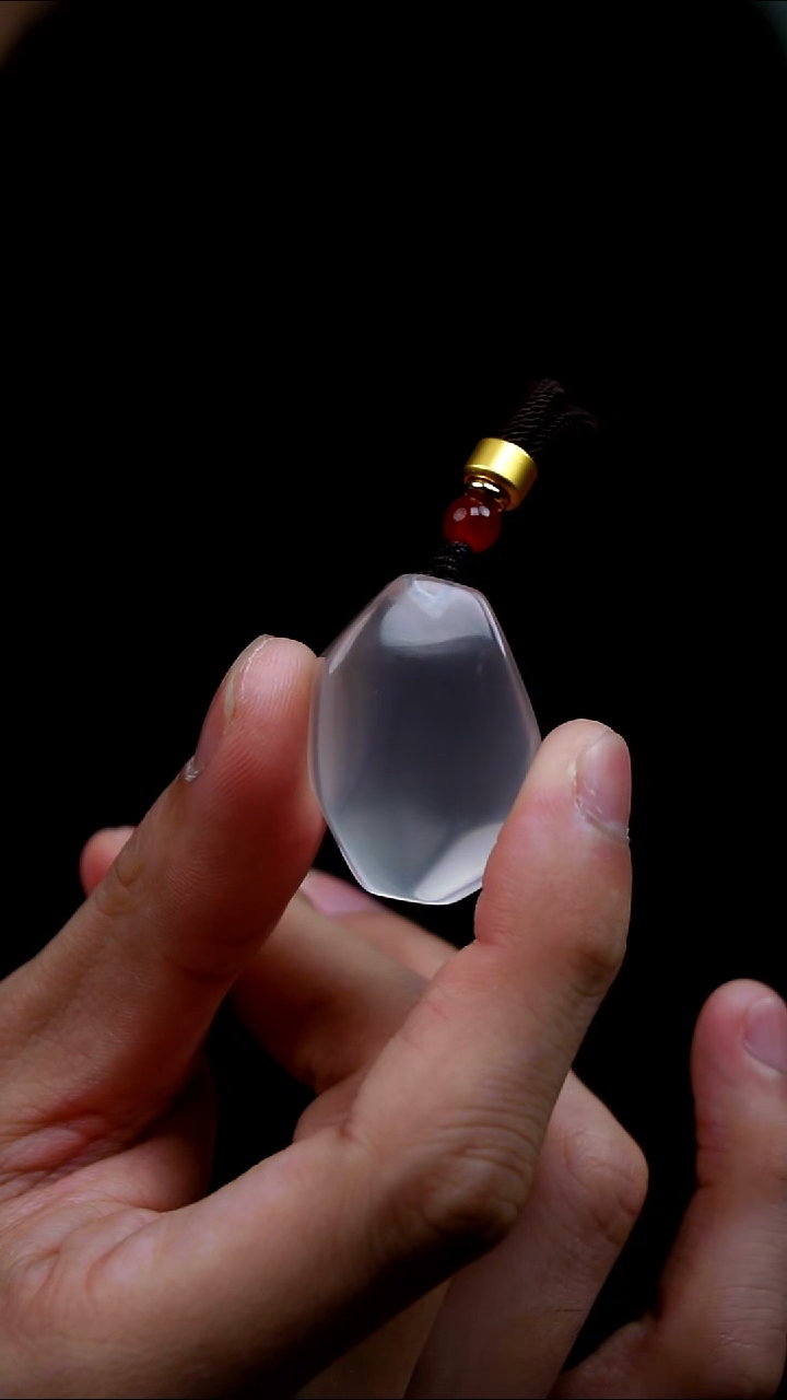 吊坠(赠链)未镶嵌水晶水晶