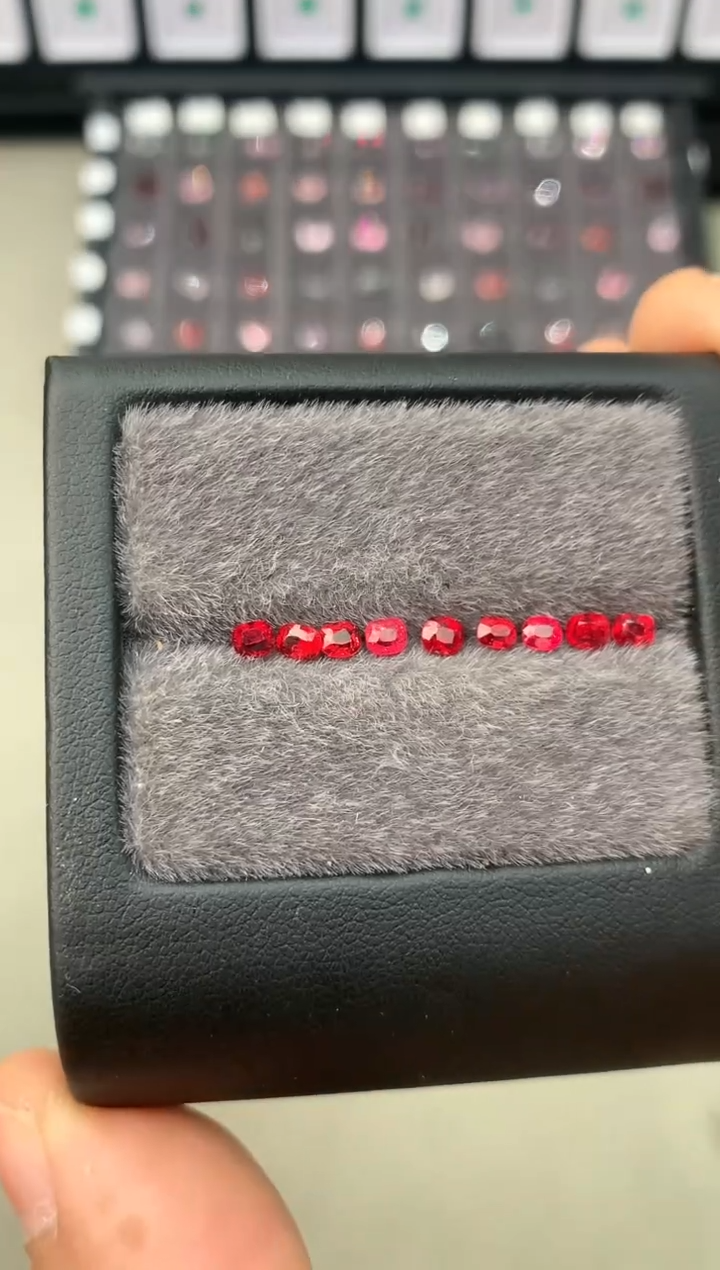 【闪购商品】定制尖晶石裸石未镶嵌1.54ct 枕型 红色调