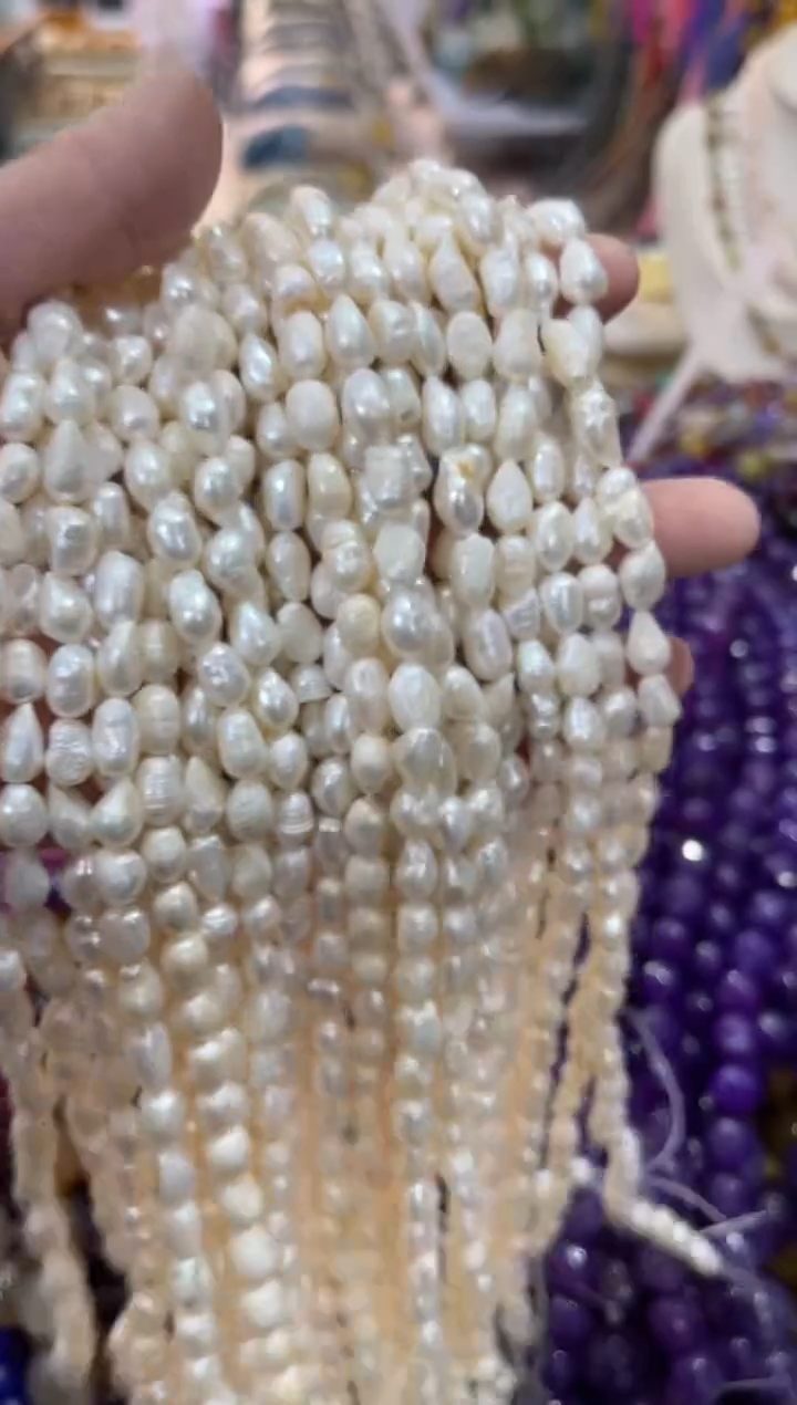 未镶嵌玛瑙/玉髓珠宝半成品一条