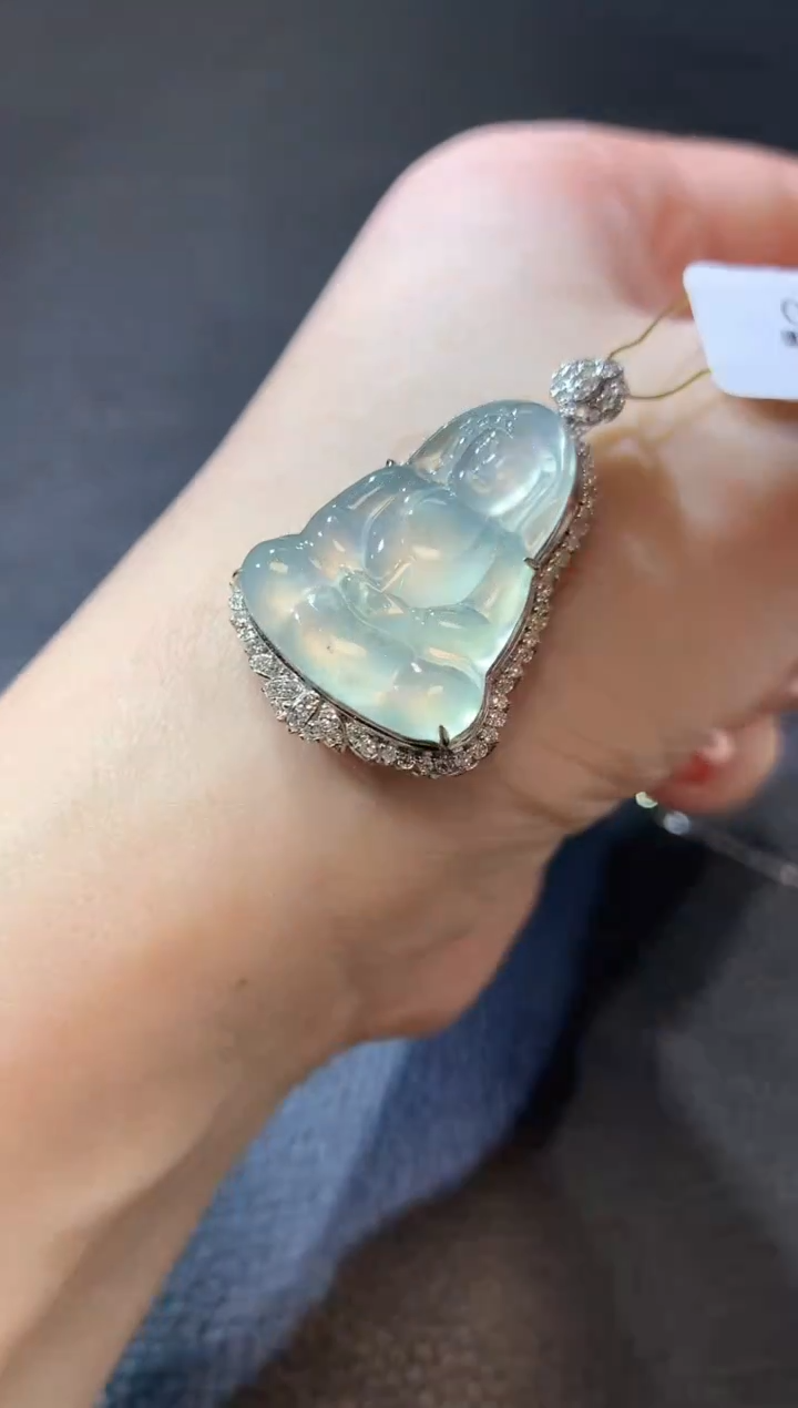 【闪购商品】翡翠吊坠(不含链)18K金镶嵌A34 