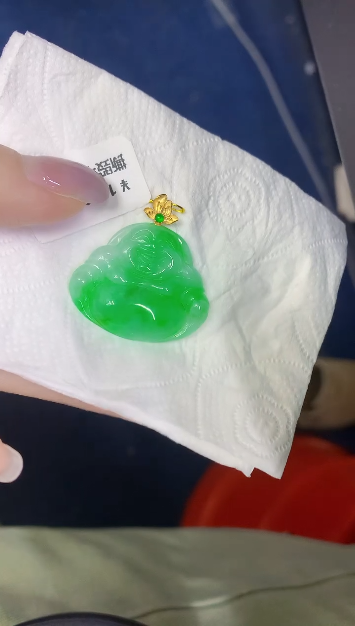 颈饰18K金镶嵌翡翠缅甸天然翡翠A货