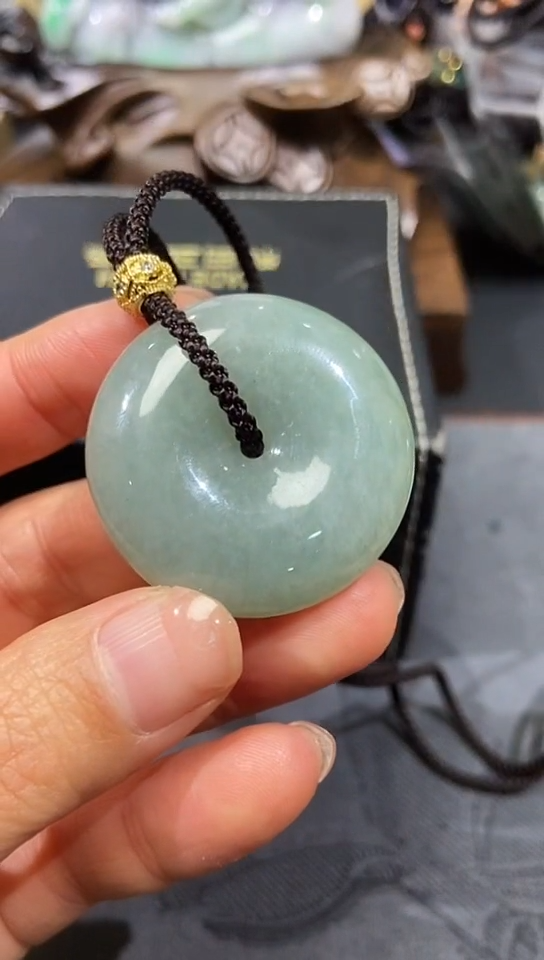 颈饰未镶嵌翡翠L**.翡翠扣子