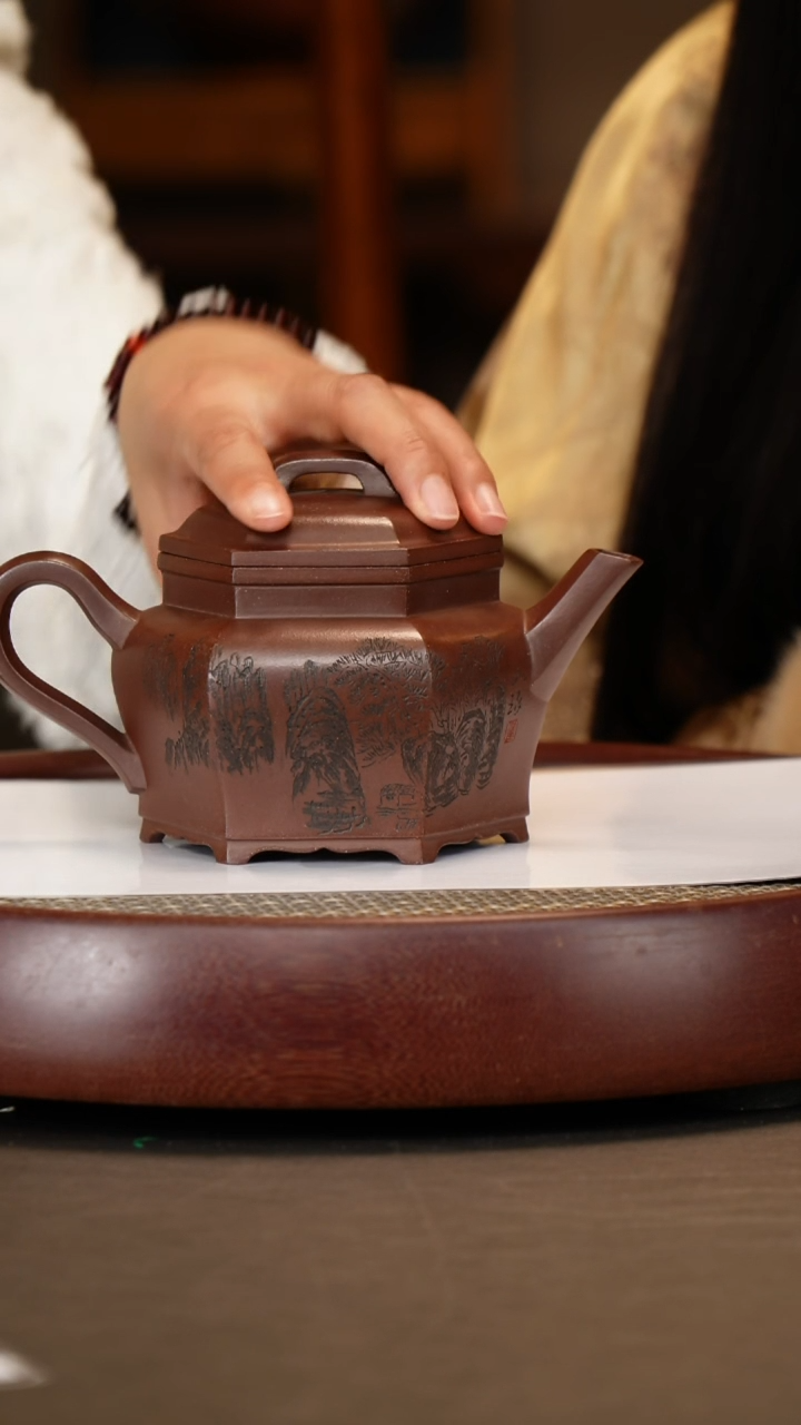 【闪购商品】紫砂茶壶【谈跃伟】底槽清天道酬勤  400CC