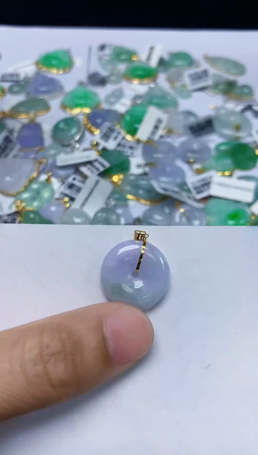 翡翠18K金镶嵌颈饰天然缅甸翡翠A货