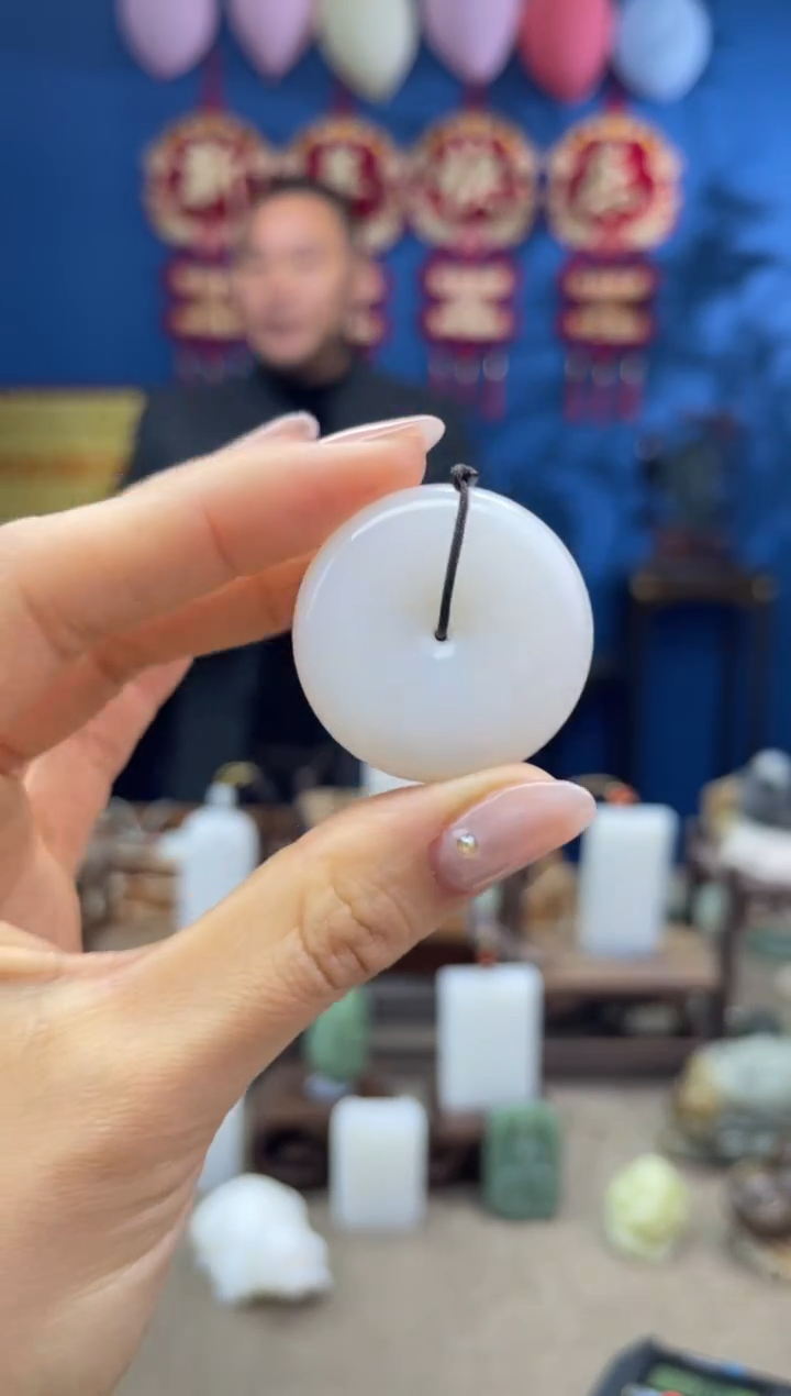 【闪购商品】和田玉颈饰未镶嵌1