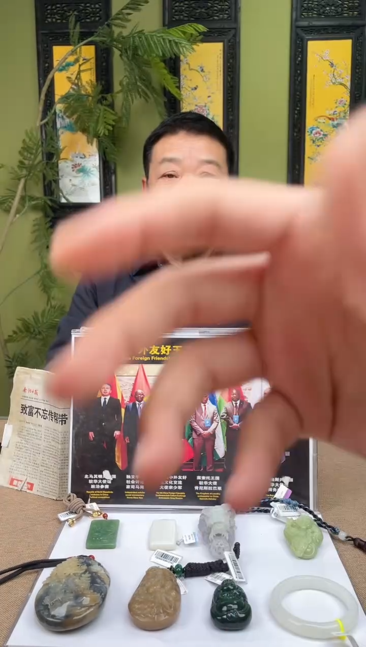 定制和田玉好****场多样性发货拍一发一