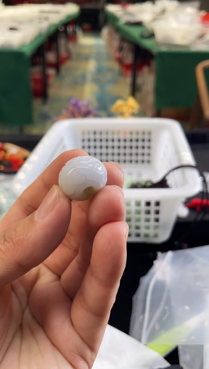 【闪购商品】翡翠颈饰未镶嵌平安扣